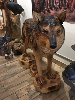 Chainsaw carved wolf